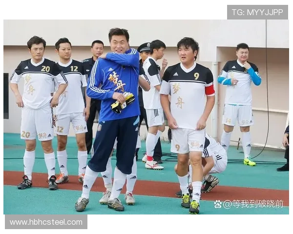 全国锦标赛分析：成都足球队展现出卓越的战术灵活性与团队协作能力